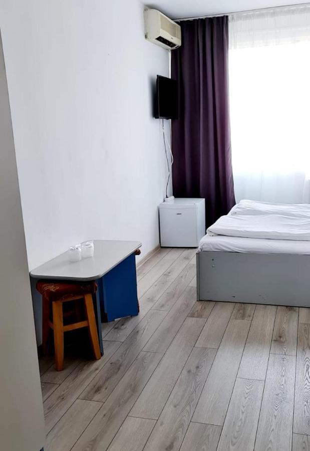Hotel Victoria Iasi Luaran gambar