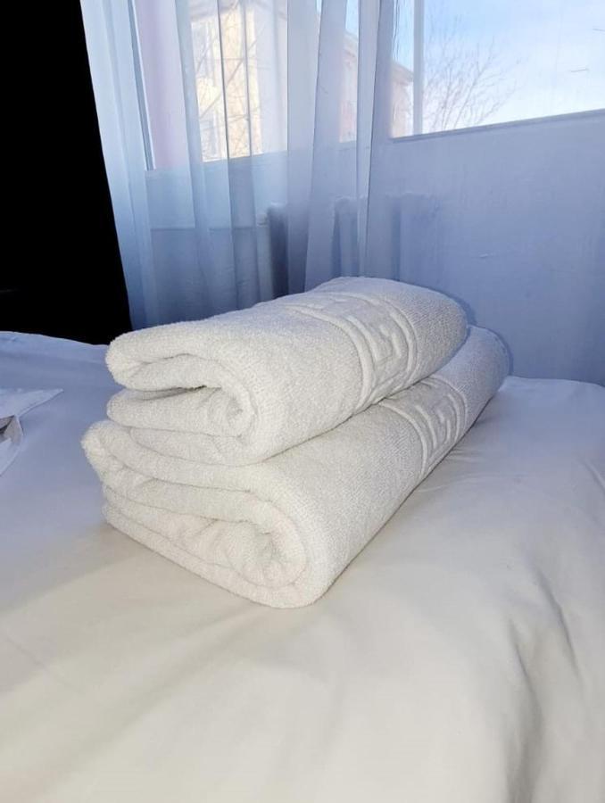 Hotel Victoria Iasi Luaran gambar