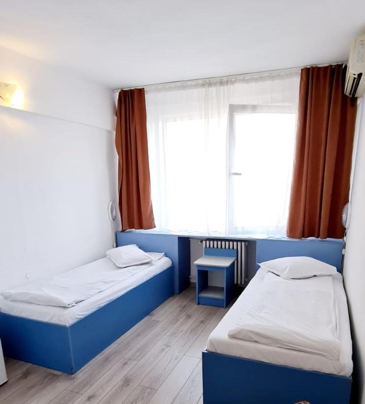 Hotel Victoria Iasi Luaran gambar