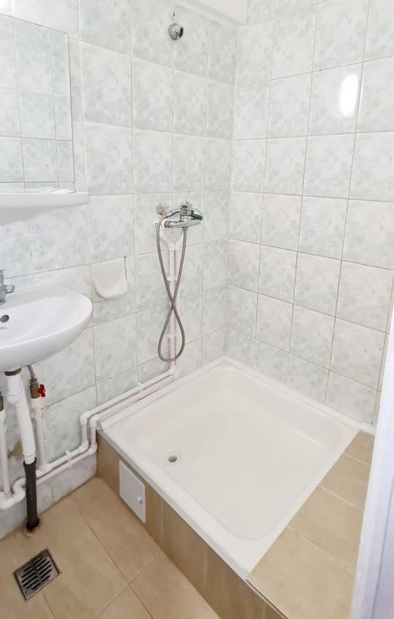 Hotel Victoria Iasi Luaran gambar