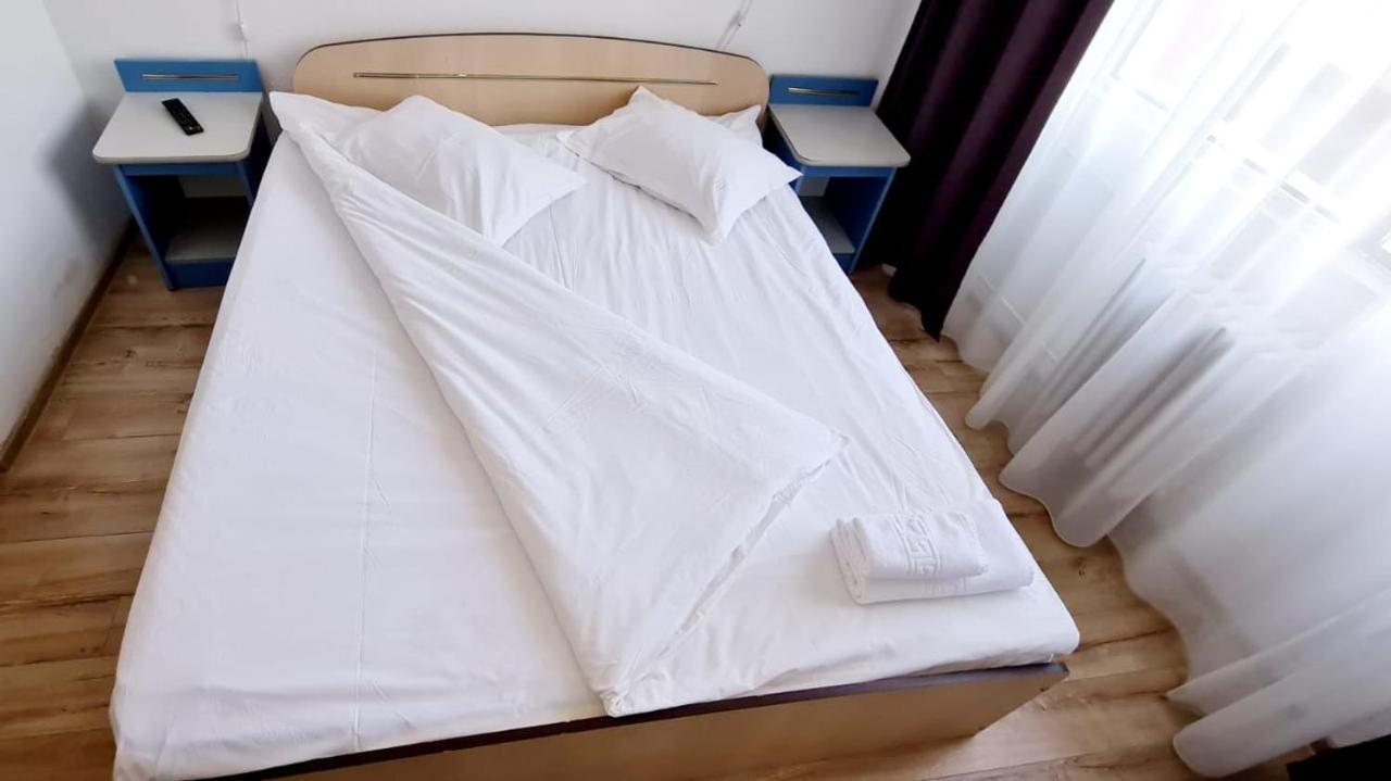 Hotel Victoria Iasi Luaran gambar
